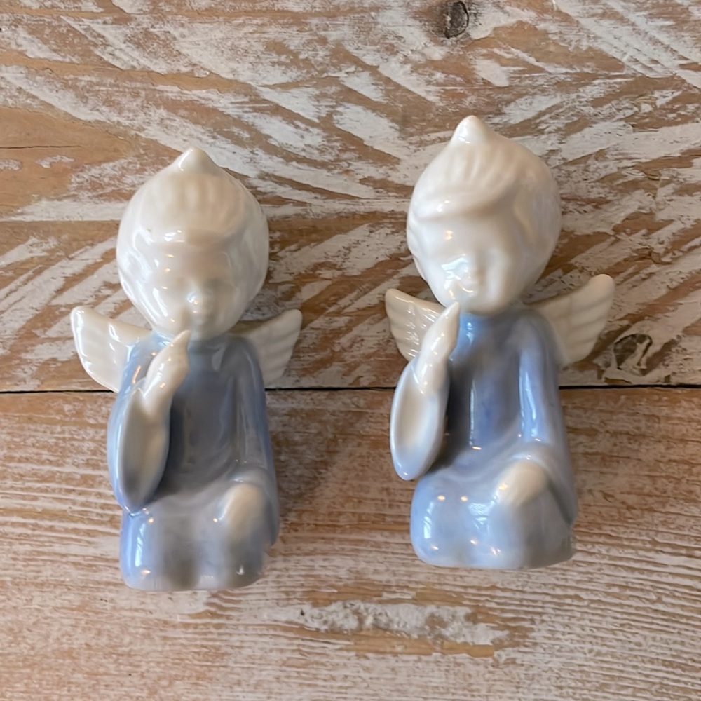 👼2 Vintage Ceramic Praying Angel Figurines👼